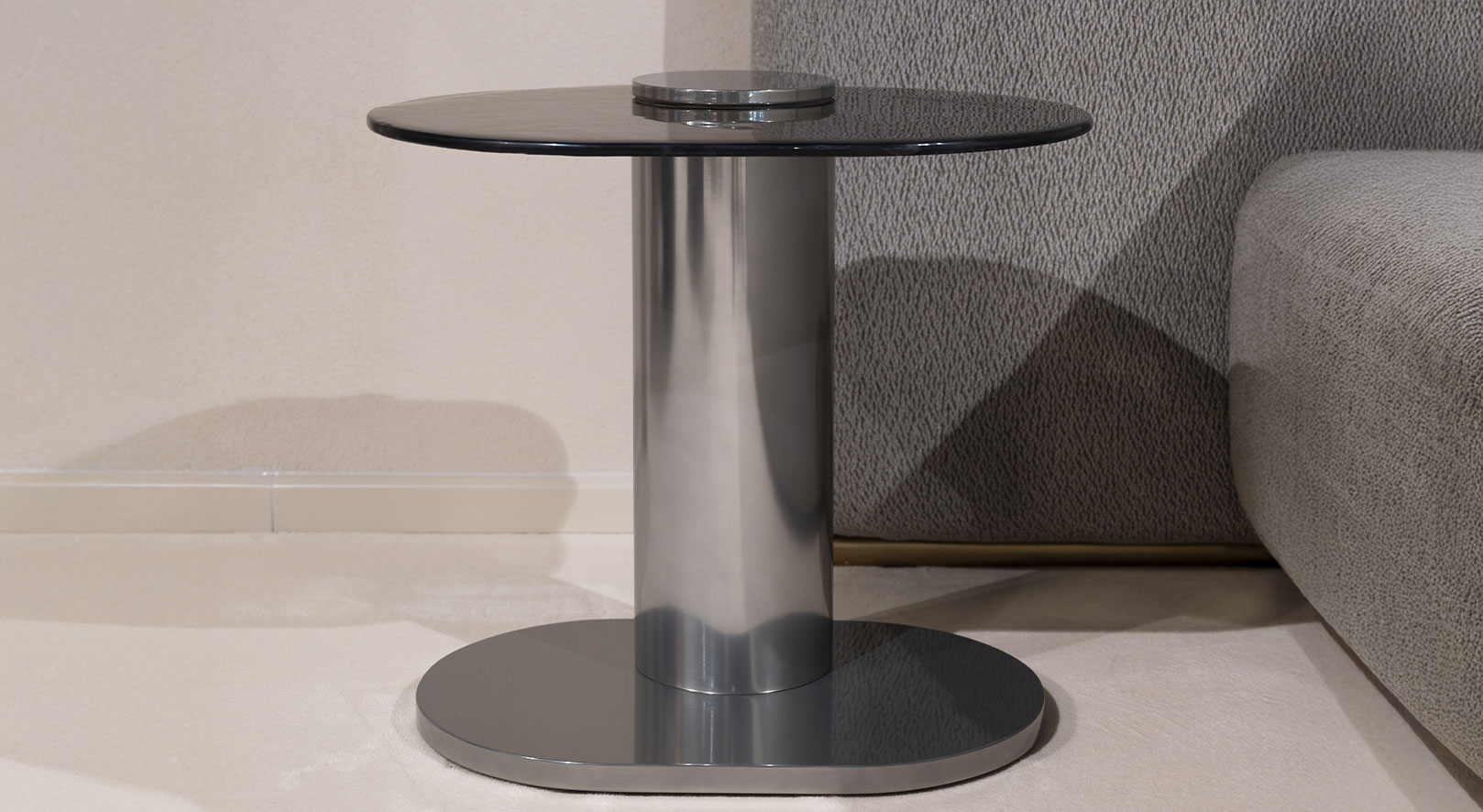 ABBY night table hover